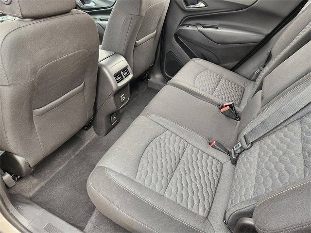 Used 2019 Chevrolet Equinox LT w/ Sun & Navigation Package image 11