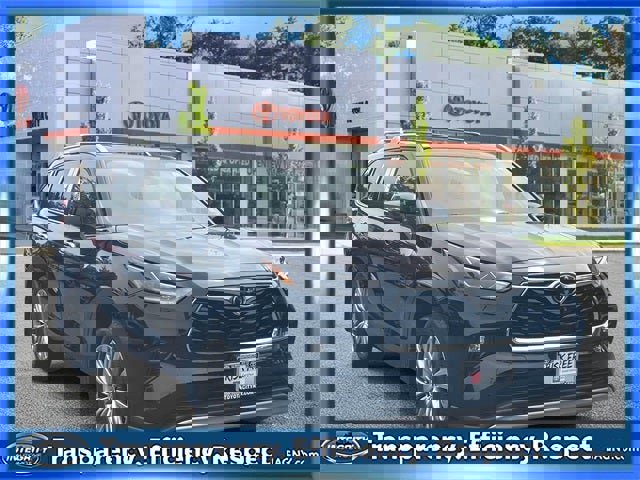 Used 2023 Toyota Highlander Platinum