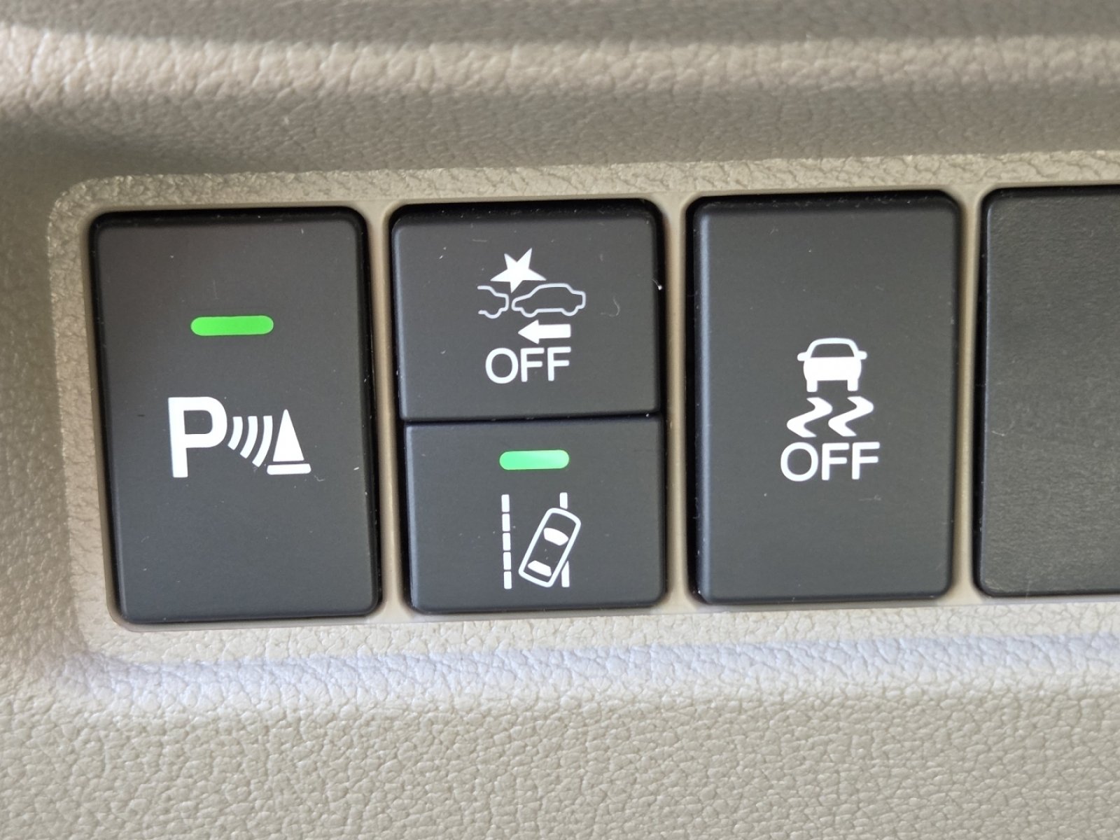 Certified 2020 Honda Pilot Elite image 17