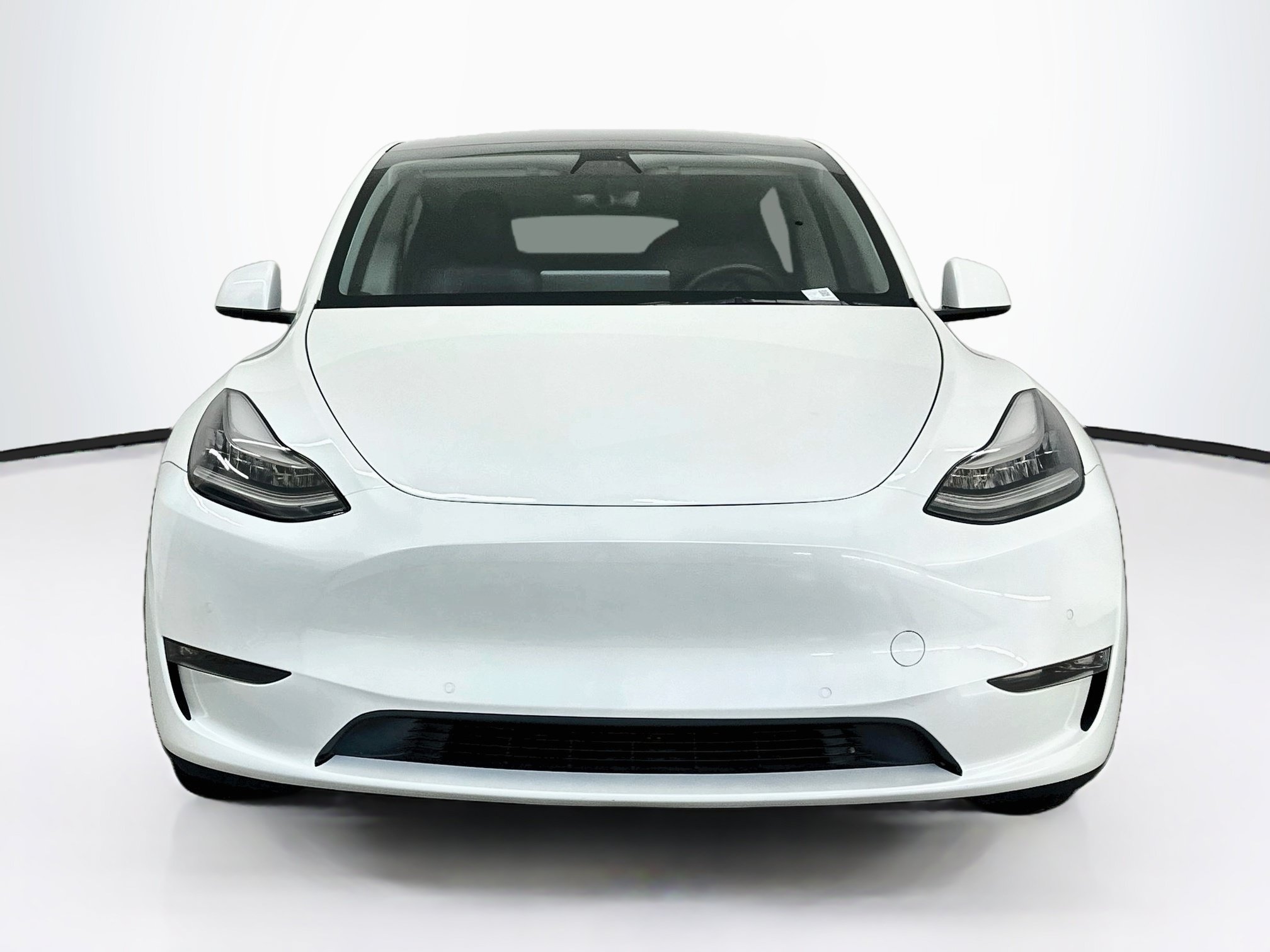 Used 2021 Tesla Model Y Long Range AWD/4WD image 2