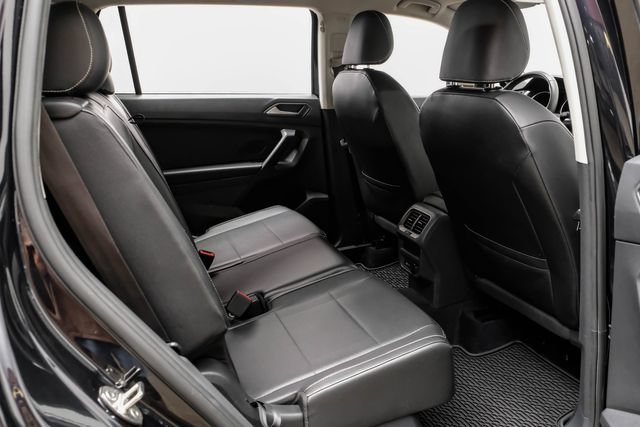 Used 2021 Volkswagen Tiguan SEL FWD image 40