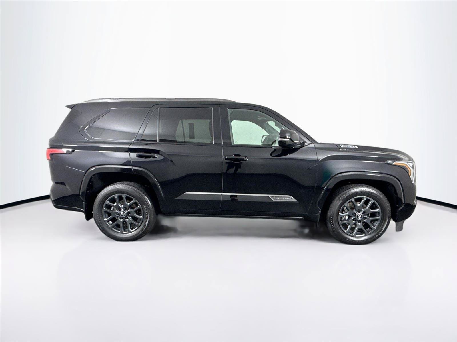 Certified 2026 Toyota Sequoia Platinum AWD/4WD image 11