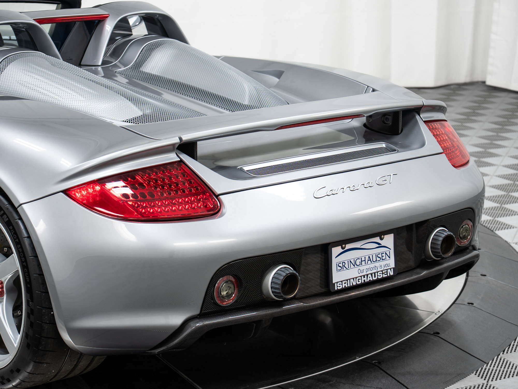 Used 2005 Porsche Carrera GT RWD image 57
