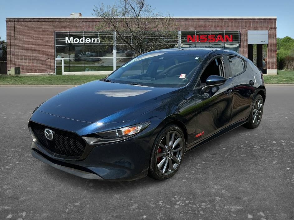 Used 2019 MAZDA MAZDA3 Hatchback FWD image 1
