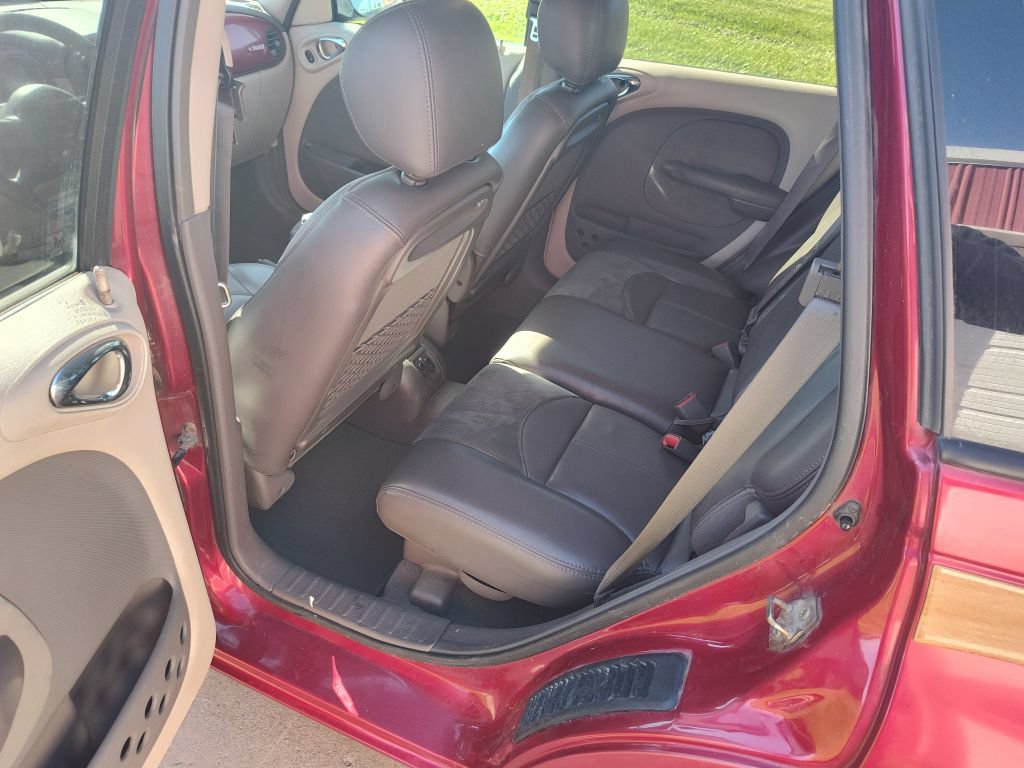 Used 2002 Chrysler PT Cruiser Limited FWD image 6