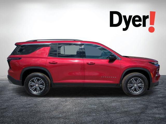 New 2025 Chevrolet Traverse LT image 2