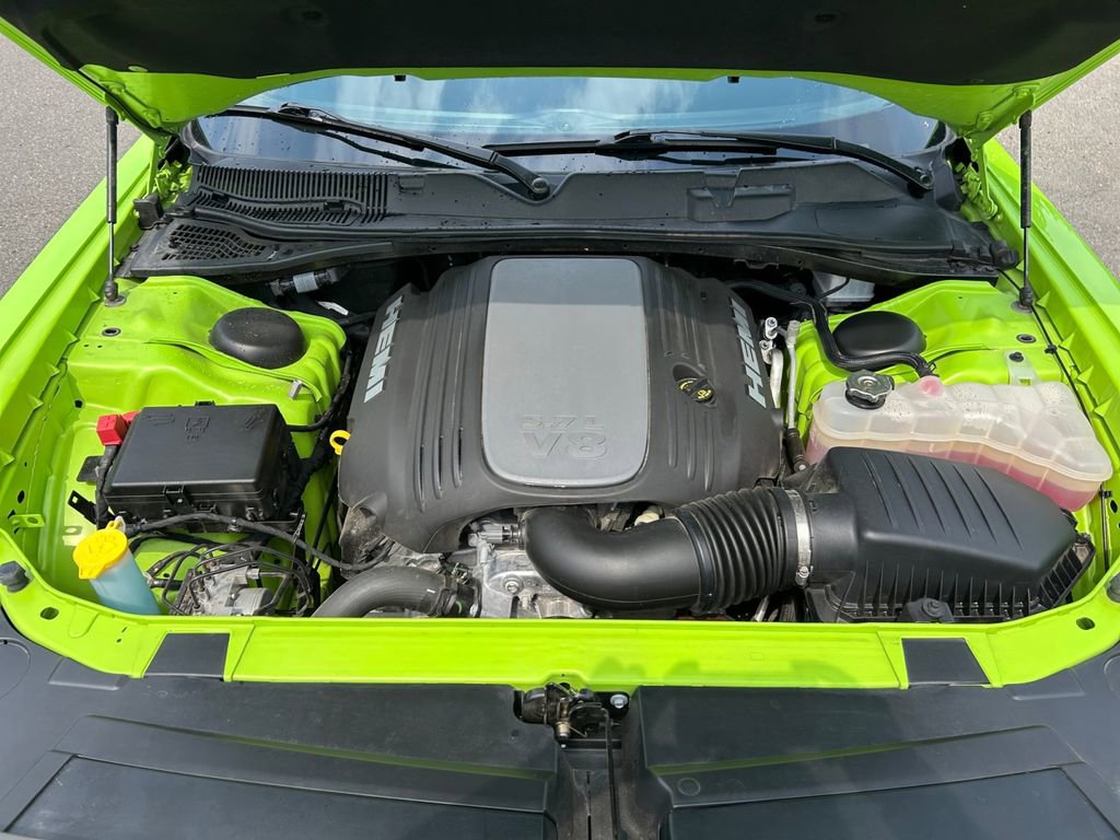 Used 2023 Dodge Challenger R/T w/ Plus Package image 29