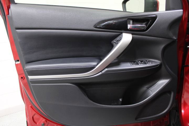 Used 2024 Mitsubishi Eclipse Cross SE image 17