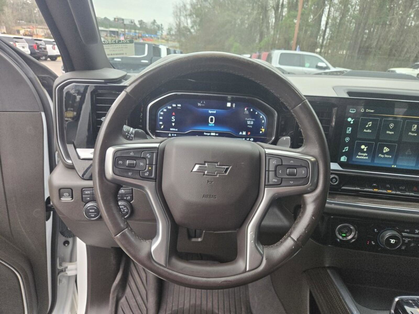 Used 2023 Chevrolet Silverado 1500 LT Trail Boss w/ Protection Package image 9