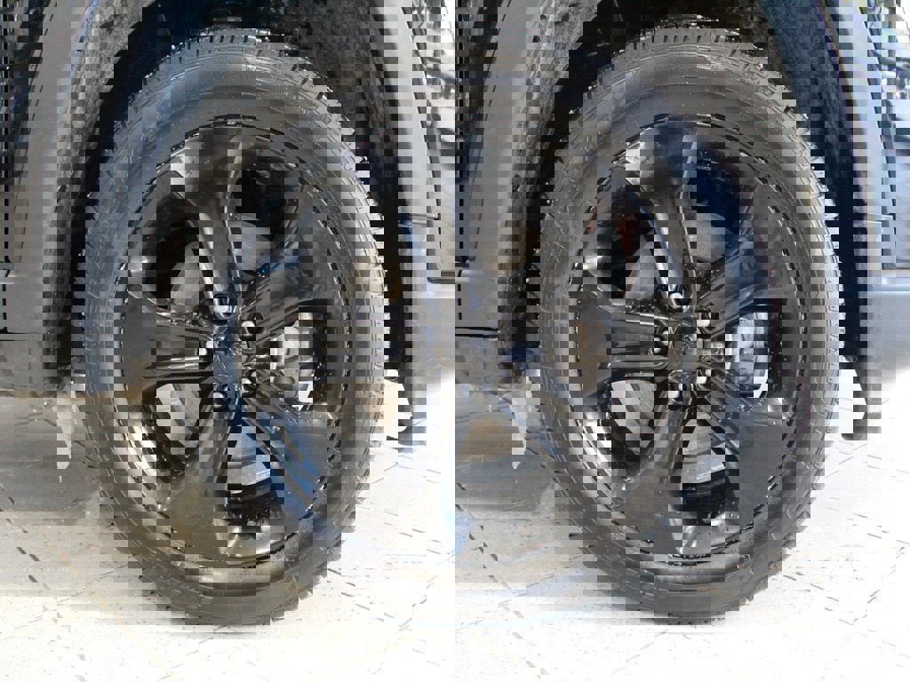 Used 2020 Jeep Compass Latitude image 10