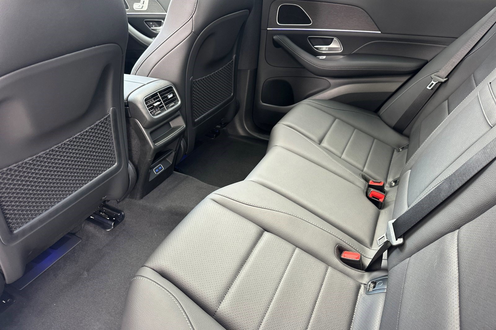 New 2026 Mercedes-Benz GLE 450e 4MATIC image 18