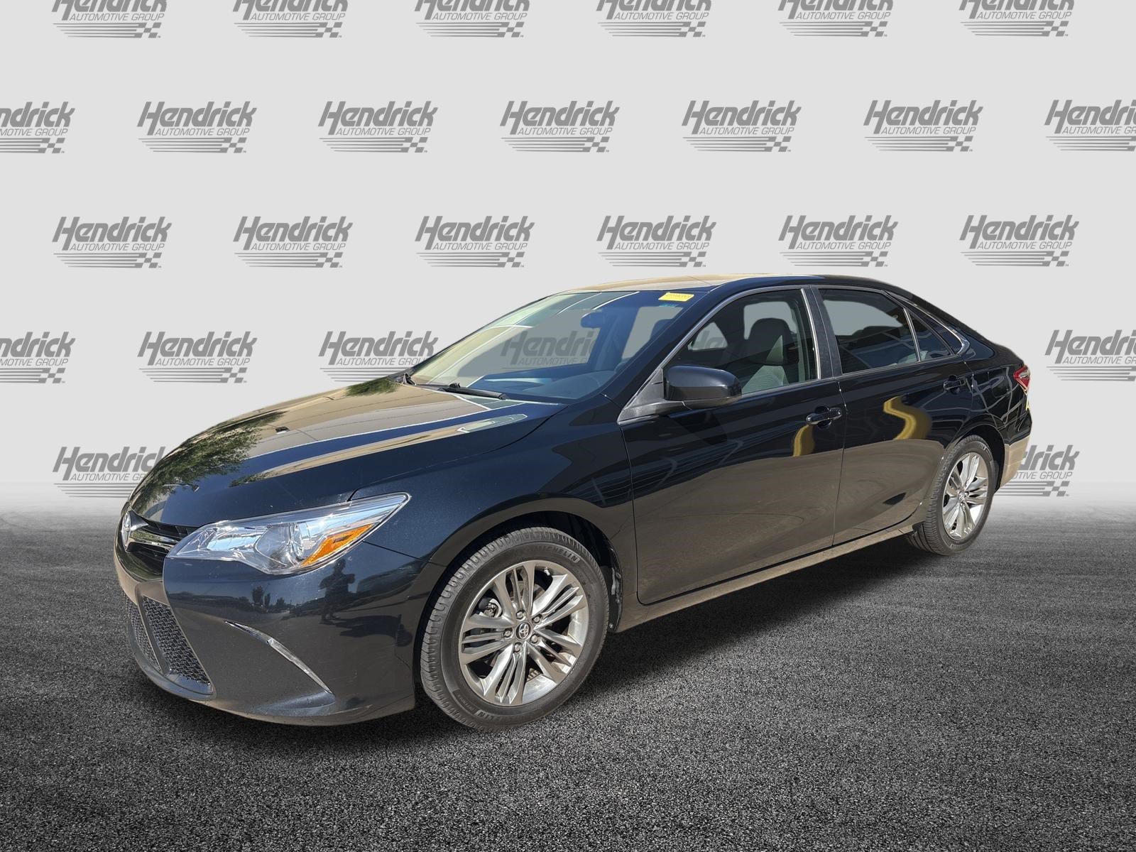 Used 2016 Toyota Camry SE FWD image 5