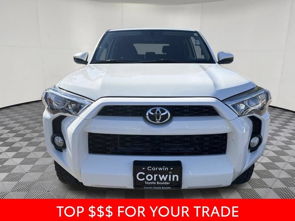 Used 2016 Toyota 4Runner SR5 AWD/4WD image 2