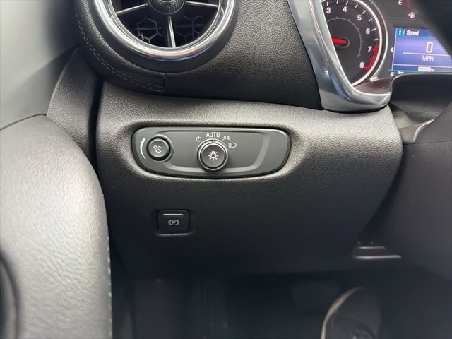 Used 2019 Chevrolet Blazer LT w/ Sun and Wheels Package image 13