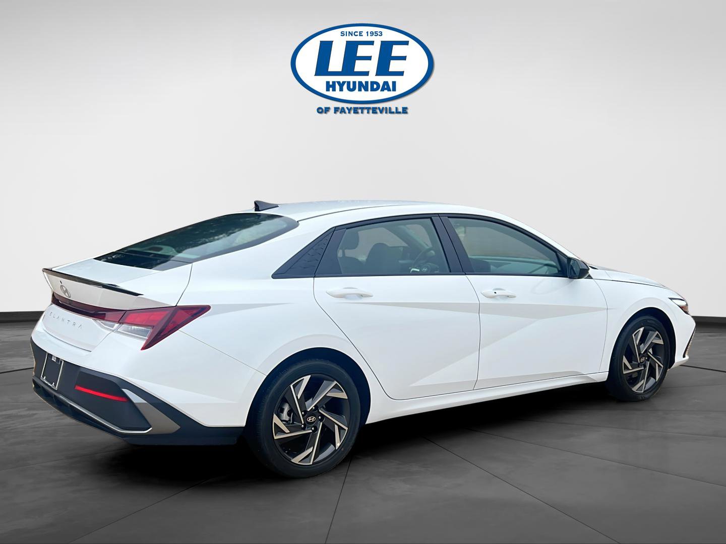 Certified 2025 Hyundai Elantra Sport image 7