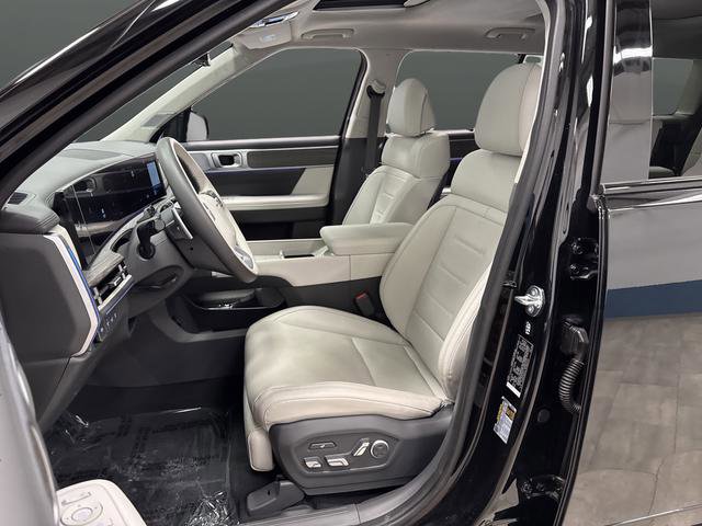 Used 2024 Hyundai Santa Fe Calligraphy AWD/4WD image 4