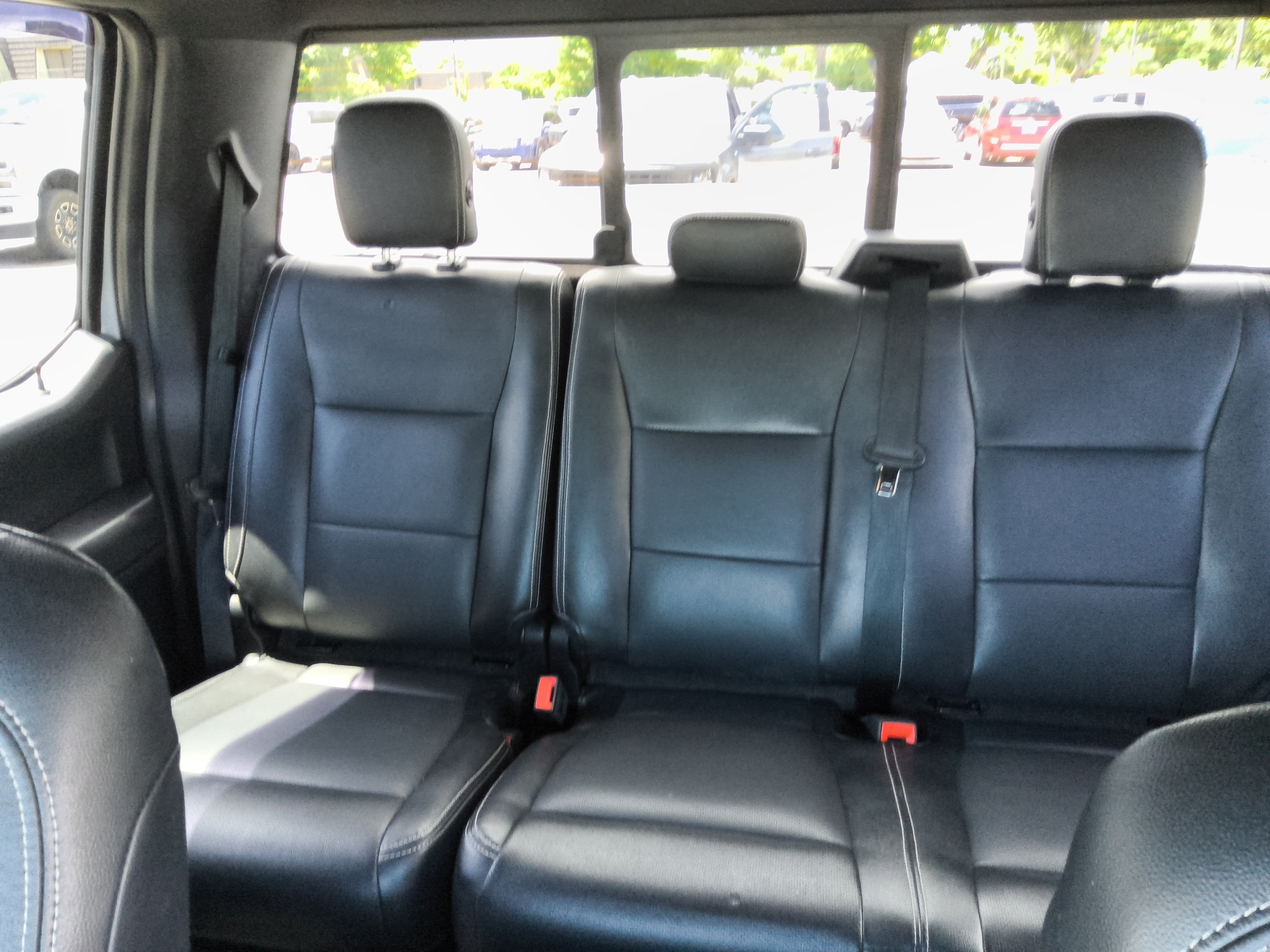 Used 2018 Ford F150 XLT w/ Equipment Group 302A Luxury AWD/4WD image 16