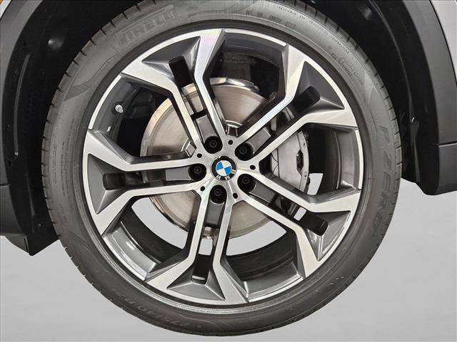 New 2026 BMW X5 sDrive40i w/ Climate Comfort Package RWD image 16