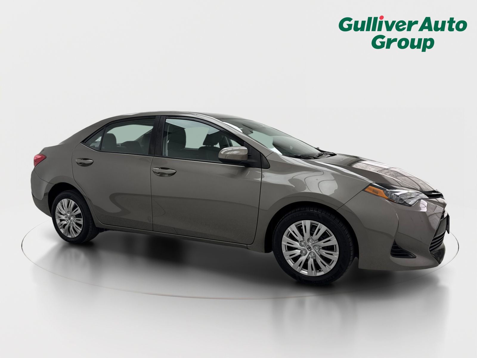 Used 2019 Toyota Corolla LE w/ Carpet Mat Package (TMS) FWD image 12