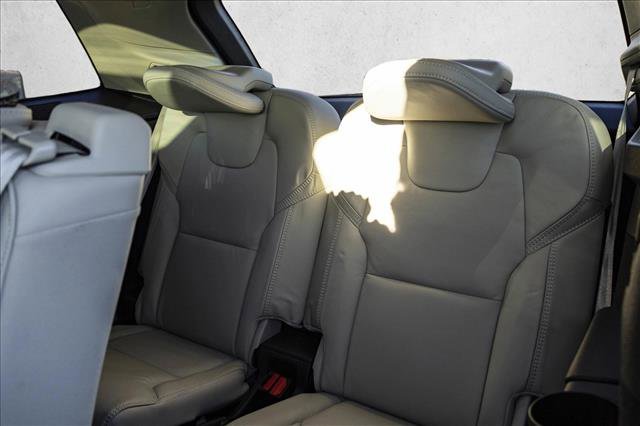 Used 2023 Volvo XC90 B6 Ultimate w/ Protection Package Premier image 27