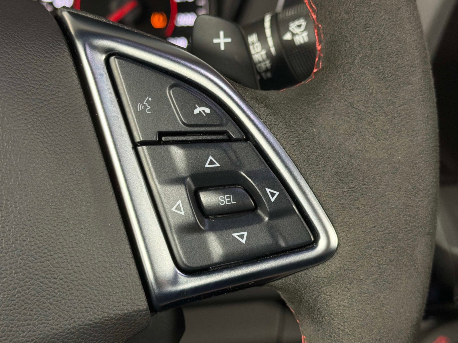 Used 2018 Chevrolet Camaro ZL1 w/ LPO, ZL1 Protection Package RWD image 40