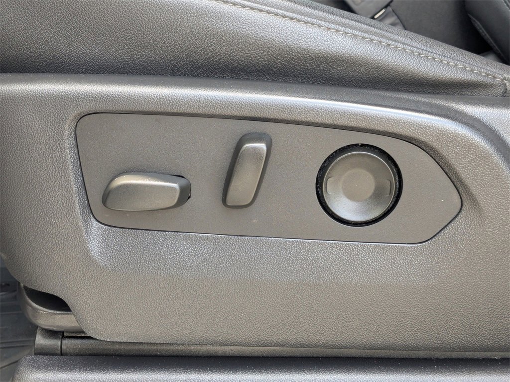 Used 2023 Chevrolet Silverado 1500 LTZ image 21