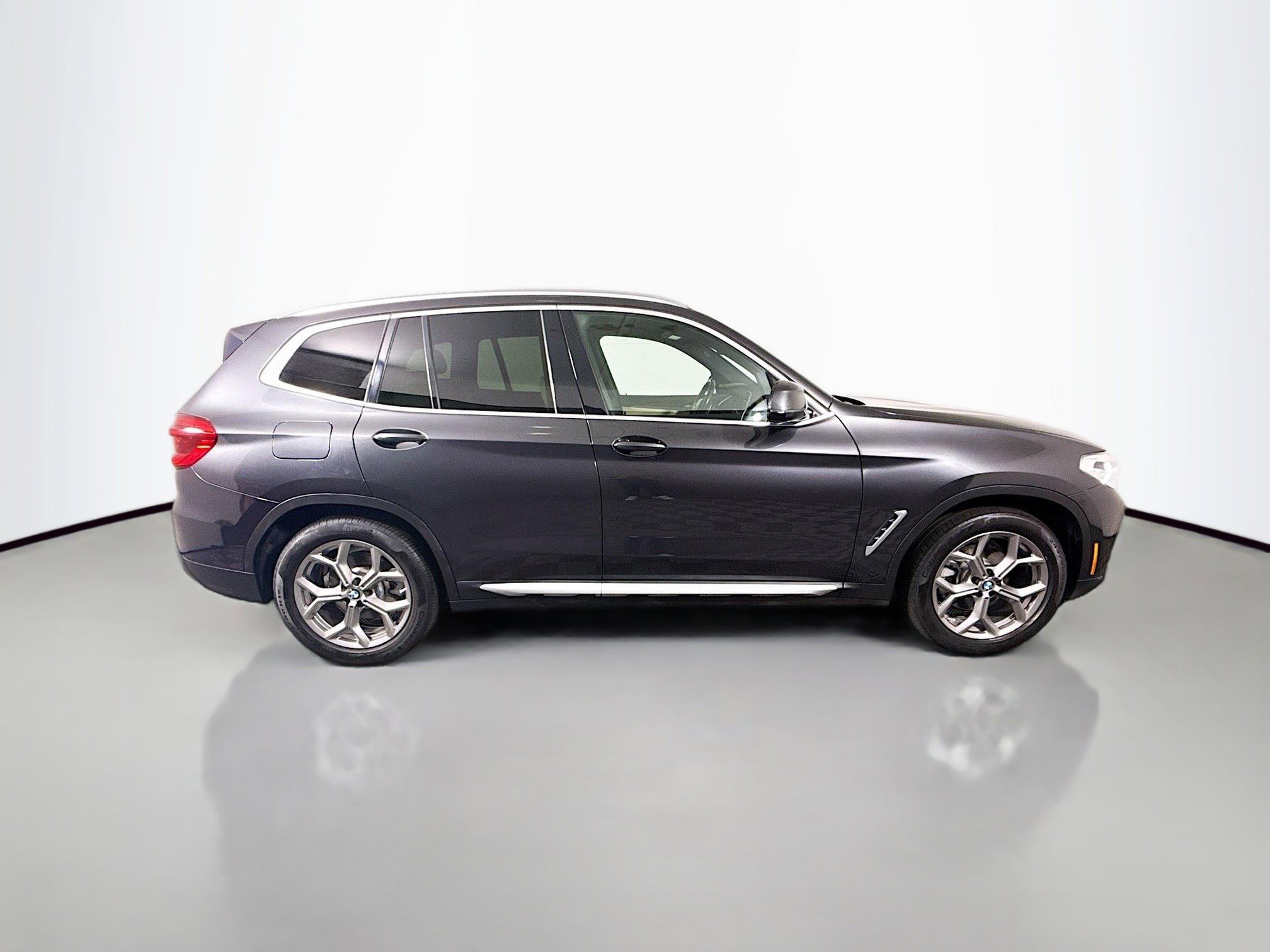 Used 2021 BMW X3 sDrive30i w/ Convenience Package image 11