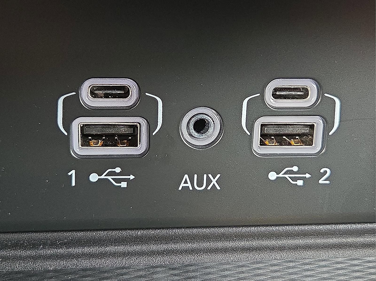 New 2025 Jeep Grand Cherokee L Limited w/ Luxury Tech Group II image 19