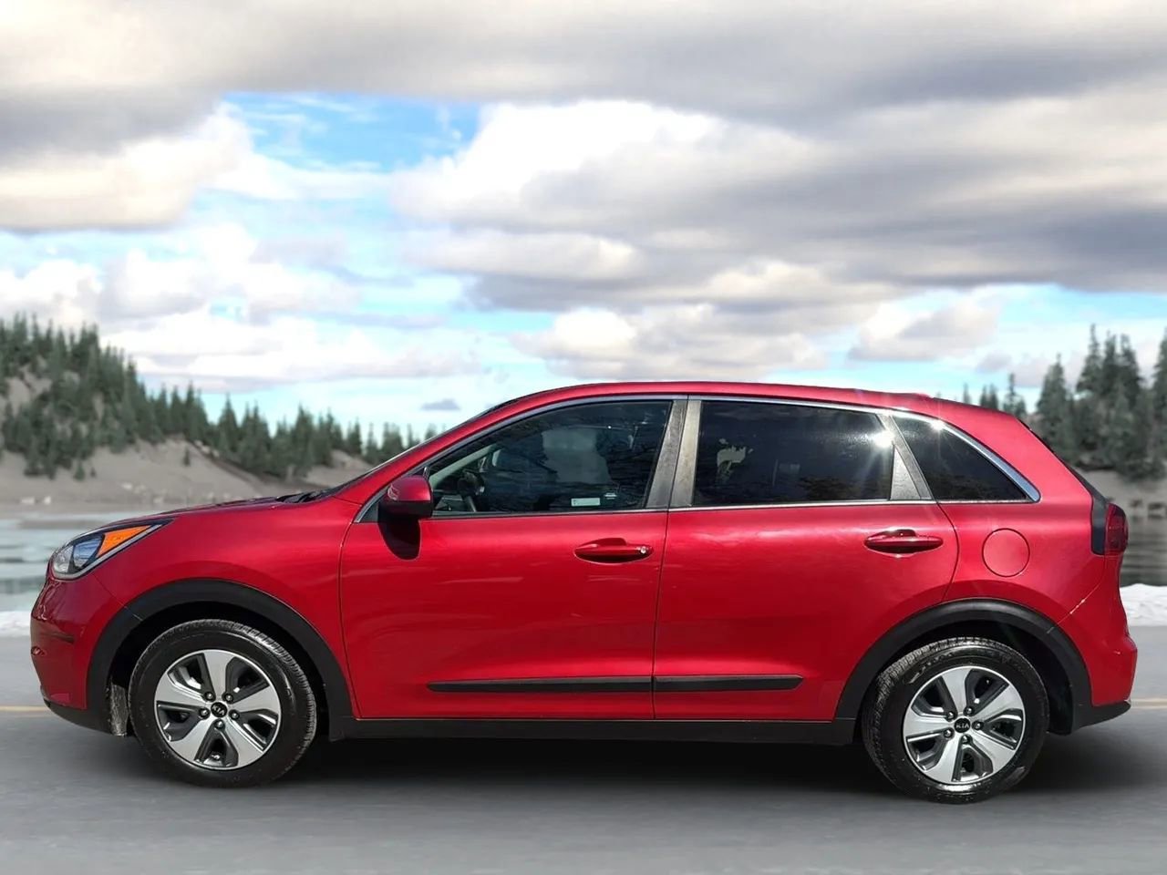 Used 2019 Kia Niro FE image 8