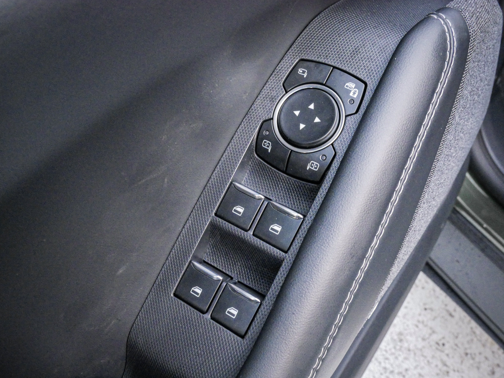 Used 2026 Ford Mustang Mach-E Premium AWD/4WD image 15
