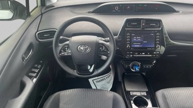 Used 2021 Toyota Prius Prime LE FWD image 14