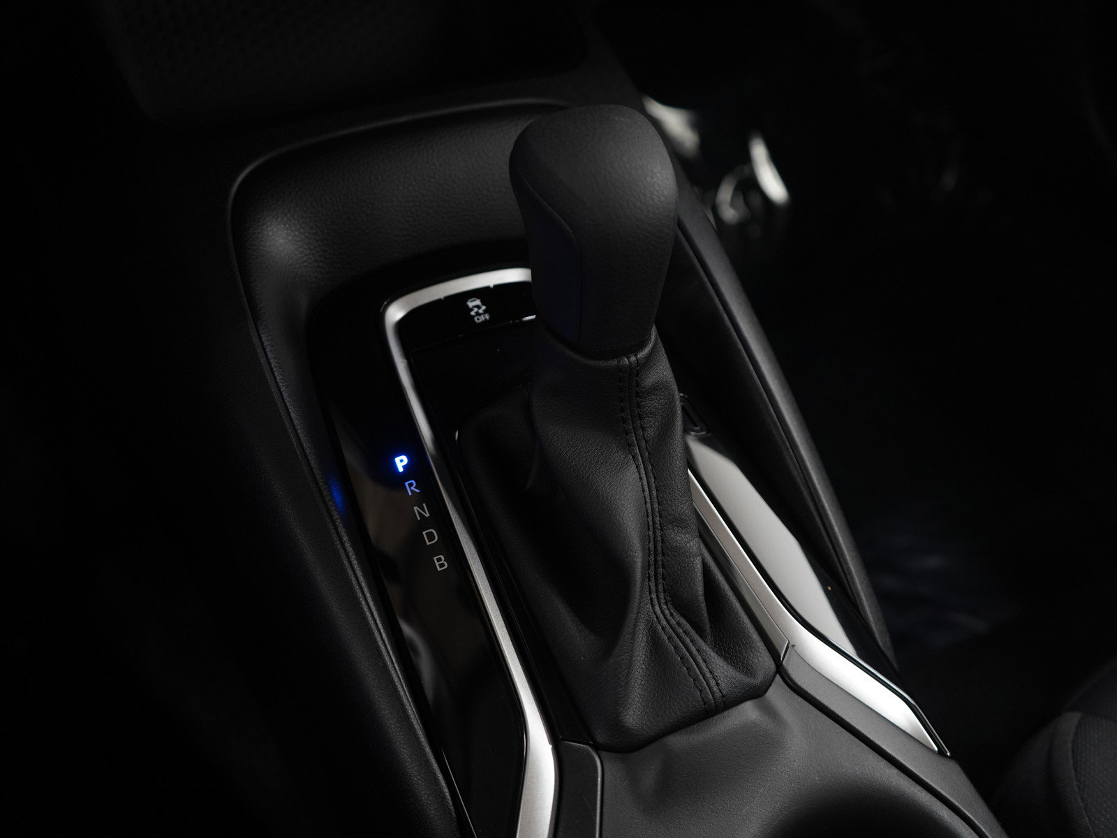 Used 2025 Toyota Corolla LE image 21