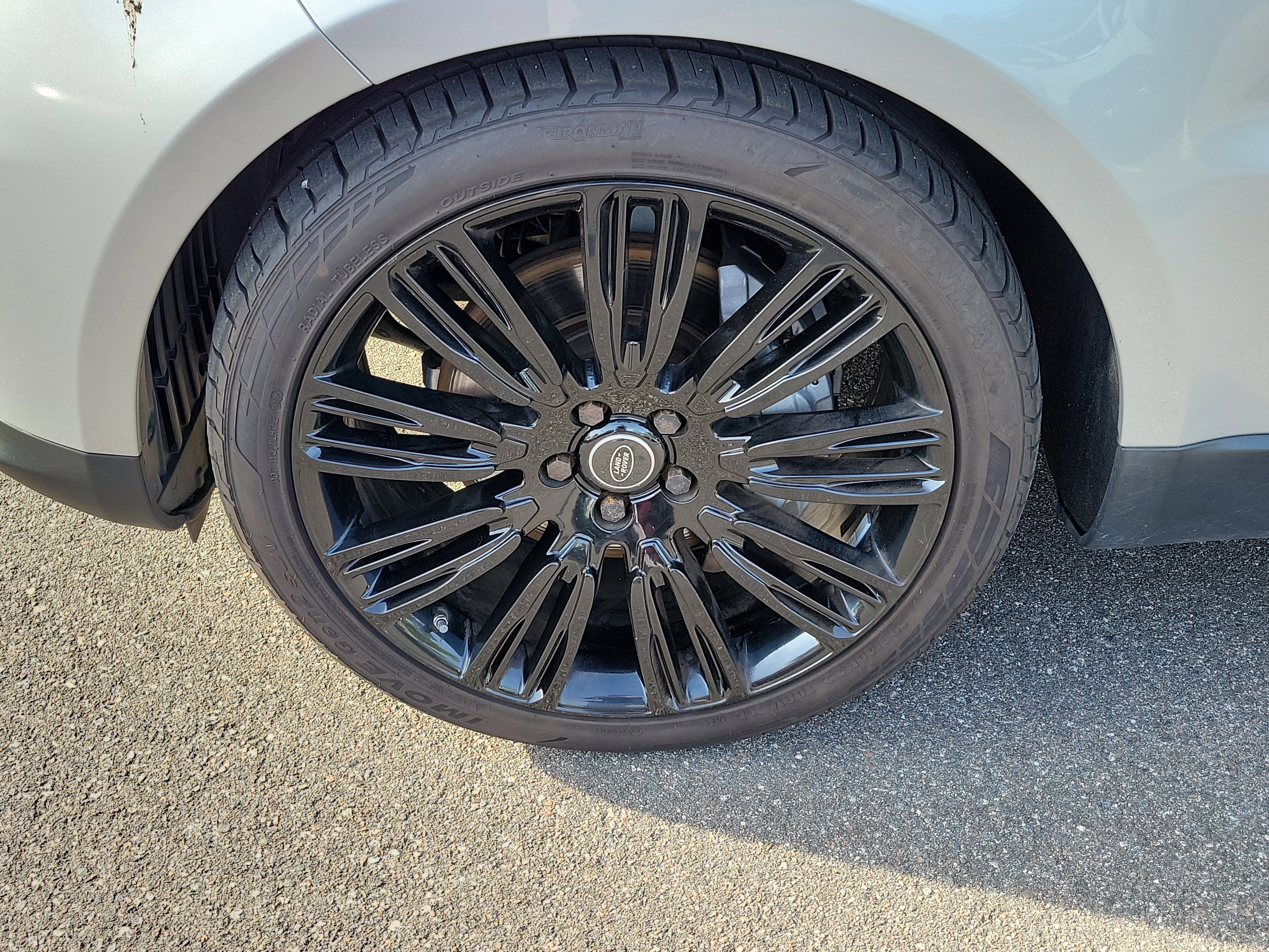 Used 2020 Land Rover Range Rover Sport SE image 39