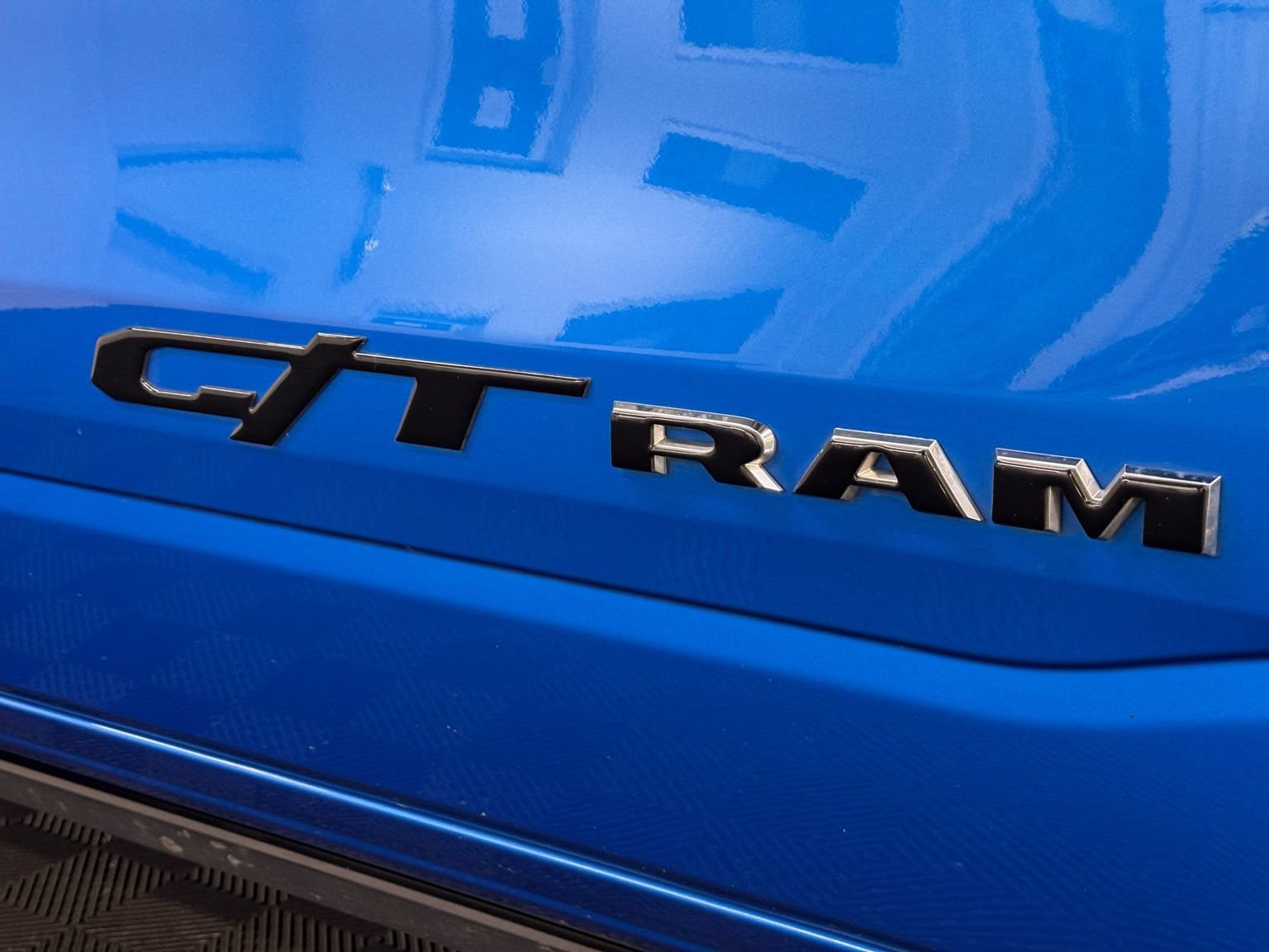 Used 2022 RAM 1500 Laramie w/ G/T Package image 9