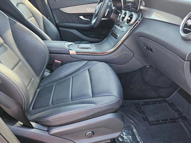 Used 2021 Mercedes-Benz GLC 300 4MATIC image 20