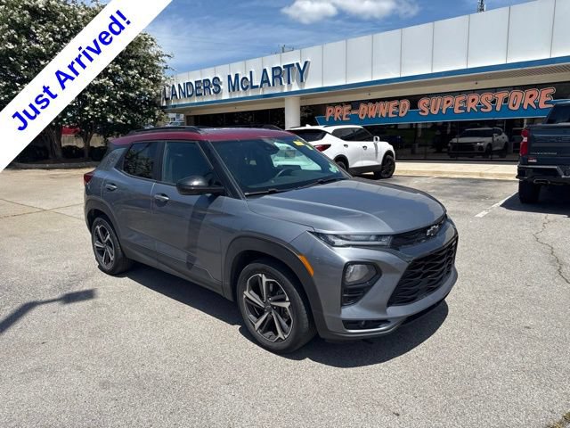 Used 2022 Chevrolet TrailBlazer RS w/ Sun and Liftgate Package FWD image 1