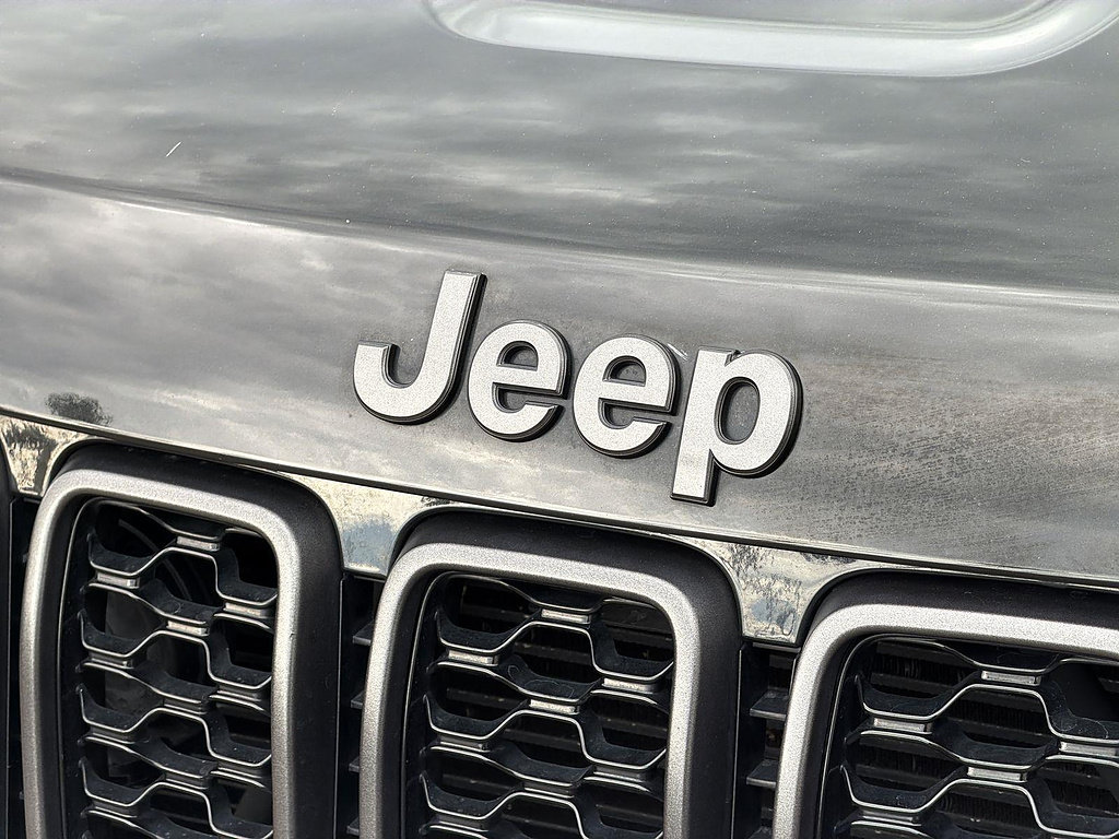 Used 2019 Jeep Grand Cherokee High Altitude RWD image 31