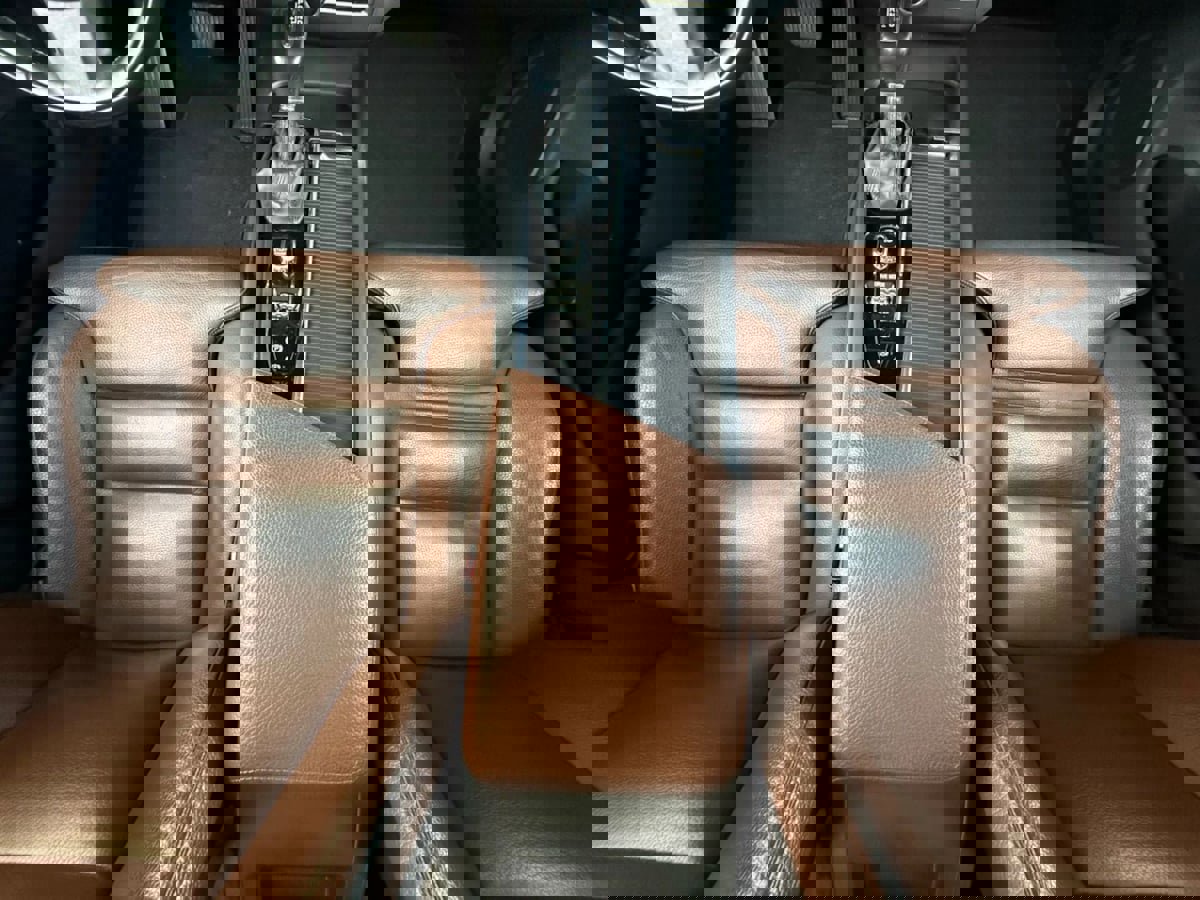 Used 2019 Volvo XC60 T5 Momentum w/ Advanced Package image 49