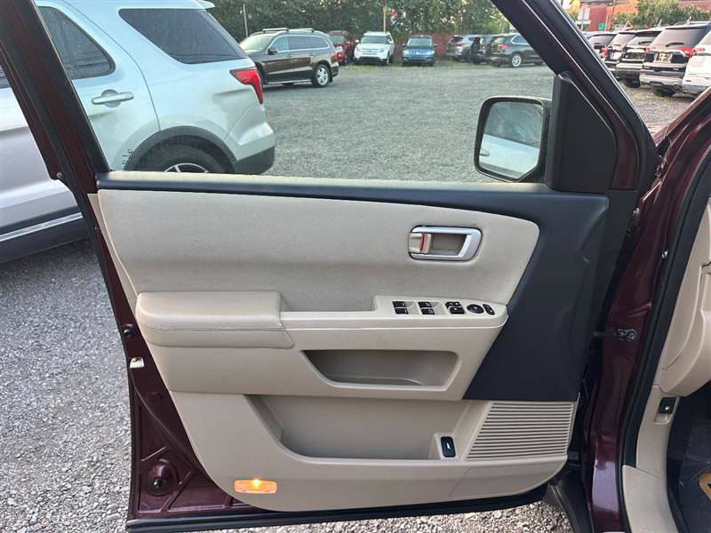 Used 2015 Honda Pilot EX image 12