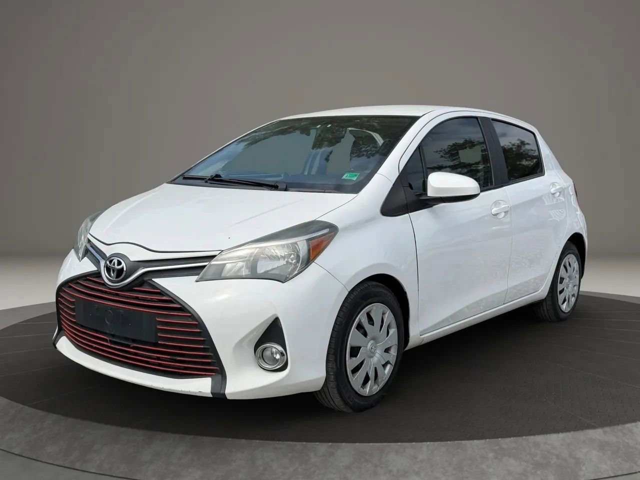 Used 2016 Toyota Yaris L FWD video 1