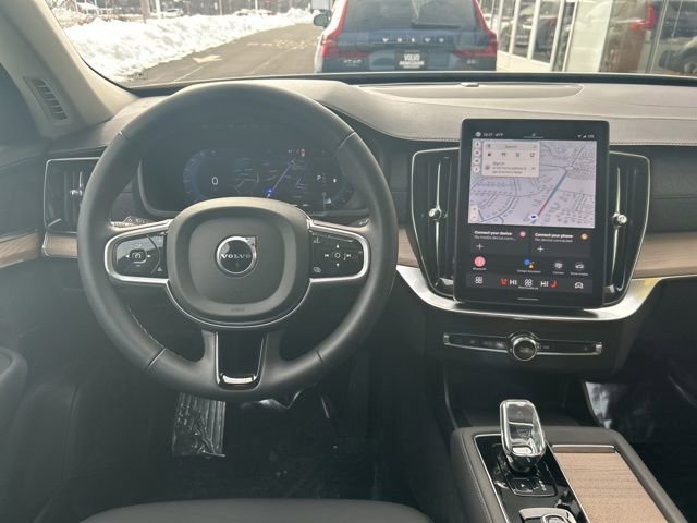 Certified 2025 Volvo XC90 B6 Plus image 18