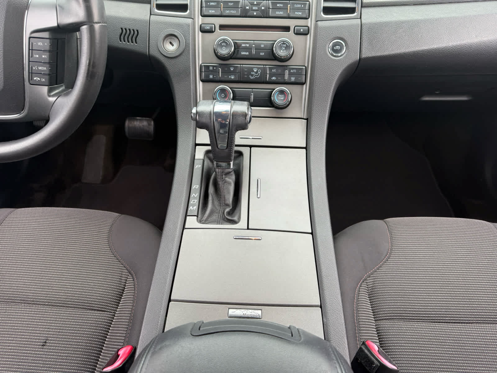 Used 2012 Ford Taurus SEL FWD image 10