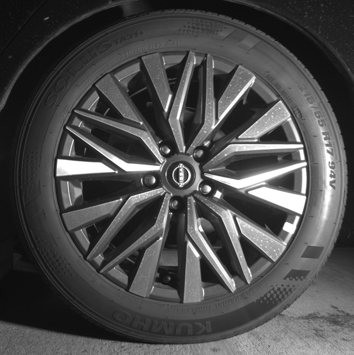 Used 2025 Nissan Altima 2.5 SV image 12