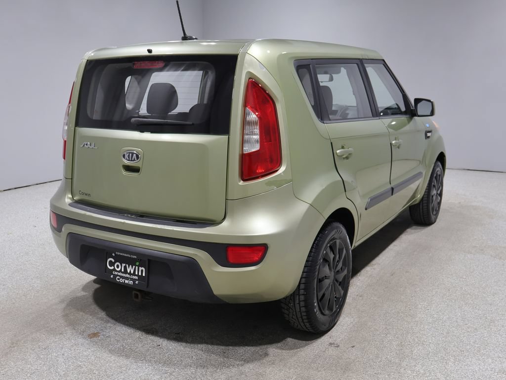 Used 2012 Kia Soul FWD image 2