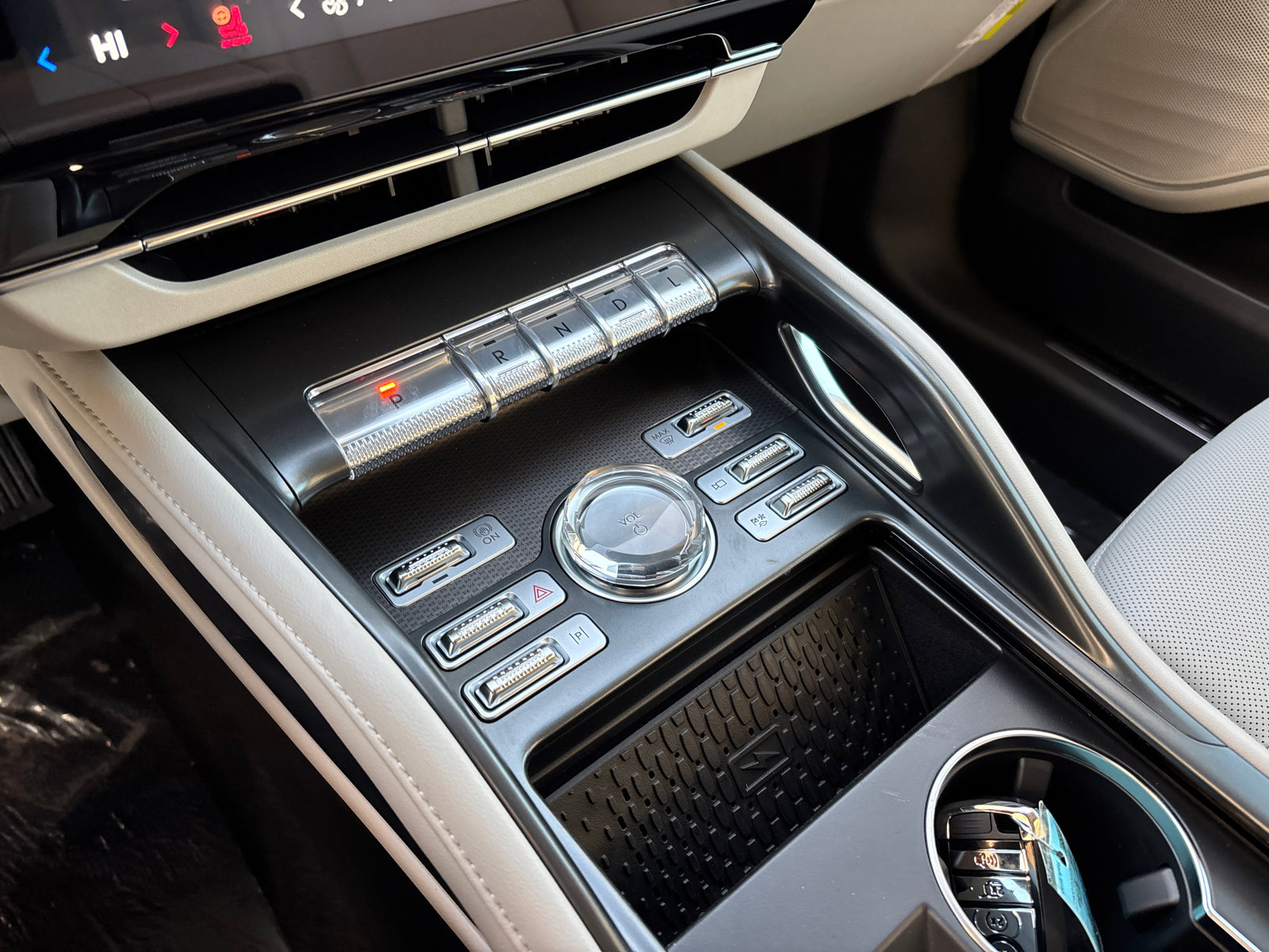 New 2026 Lincoln Nautilus Premier image 24