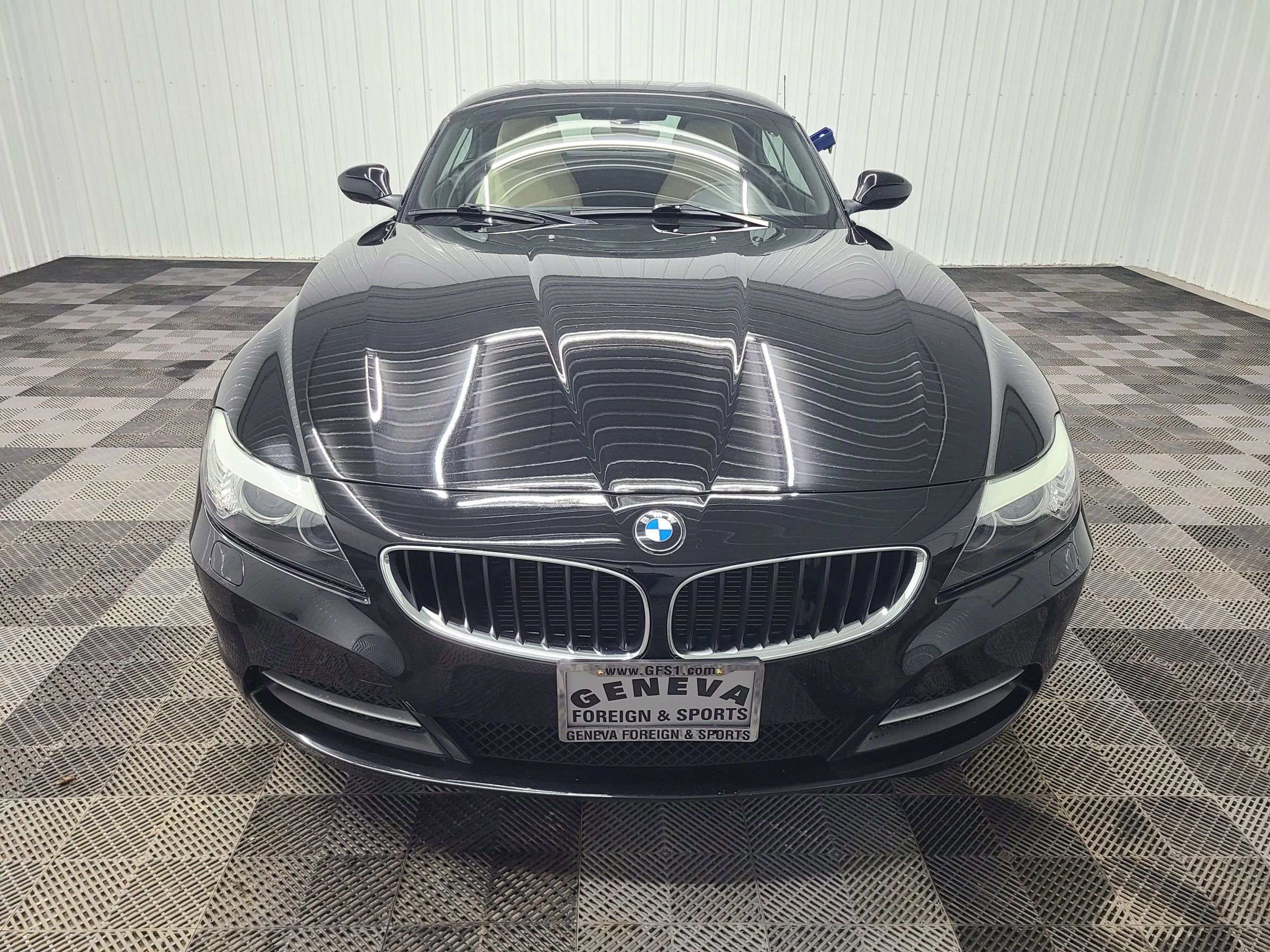 Used 2011 BMW Z4 sDrive30i RWD image 6
