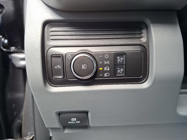 Used 2025 Ford F250 XL RWD image 17