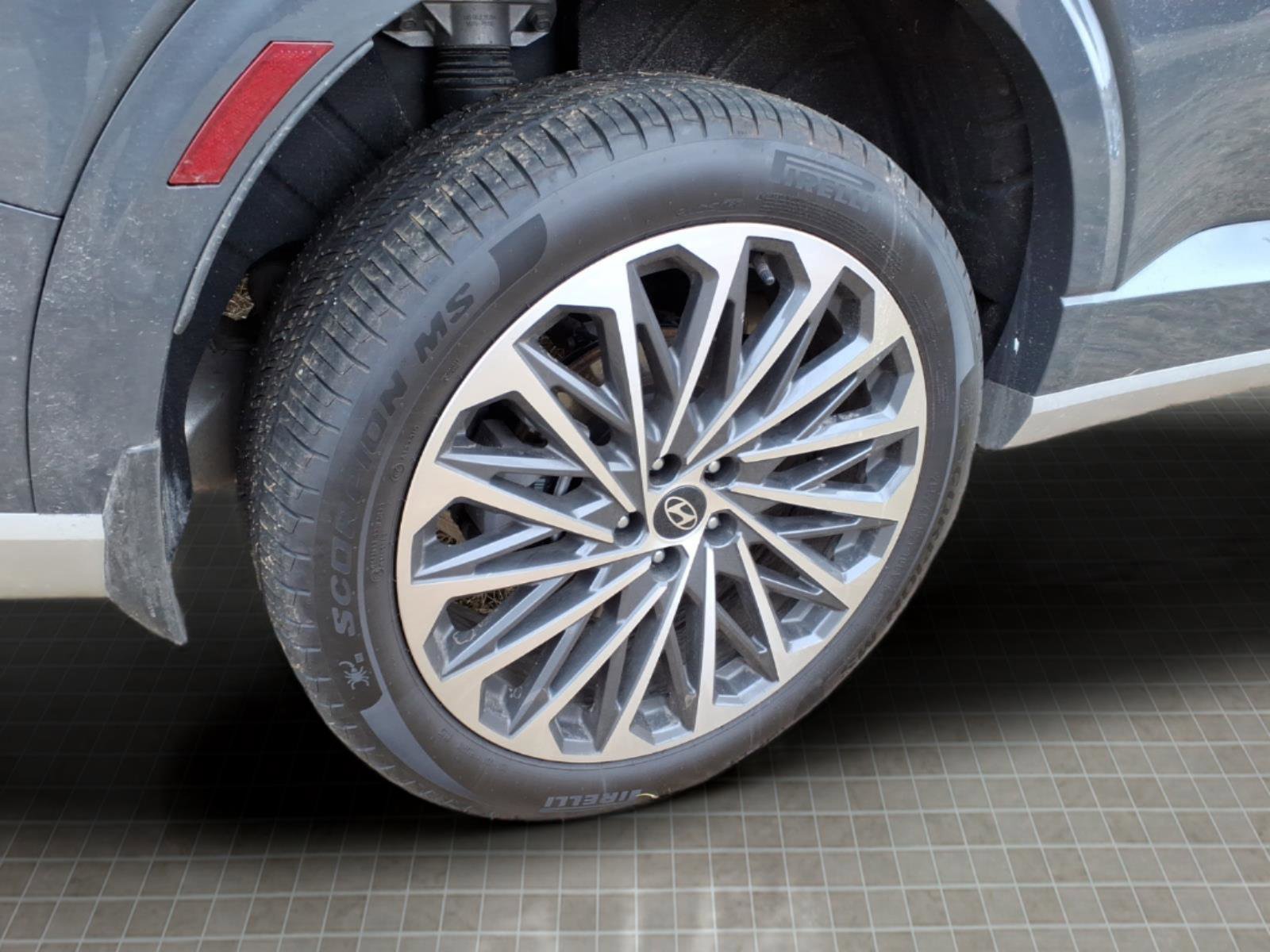 Used 2026 Hyundai Palisade Calligraphy image 17