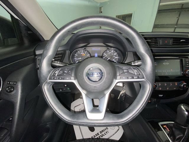 Used 2018 Nissan Rogue S image 14