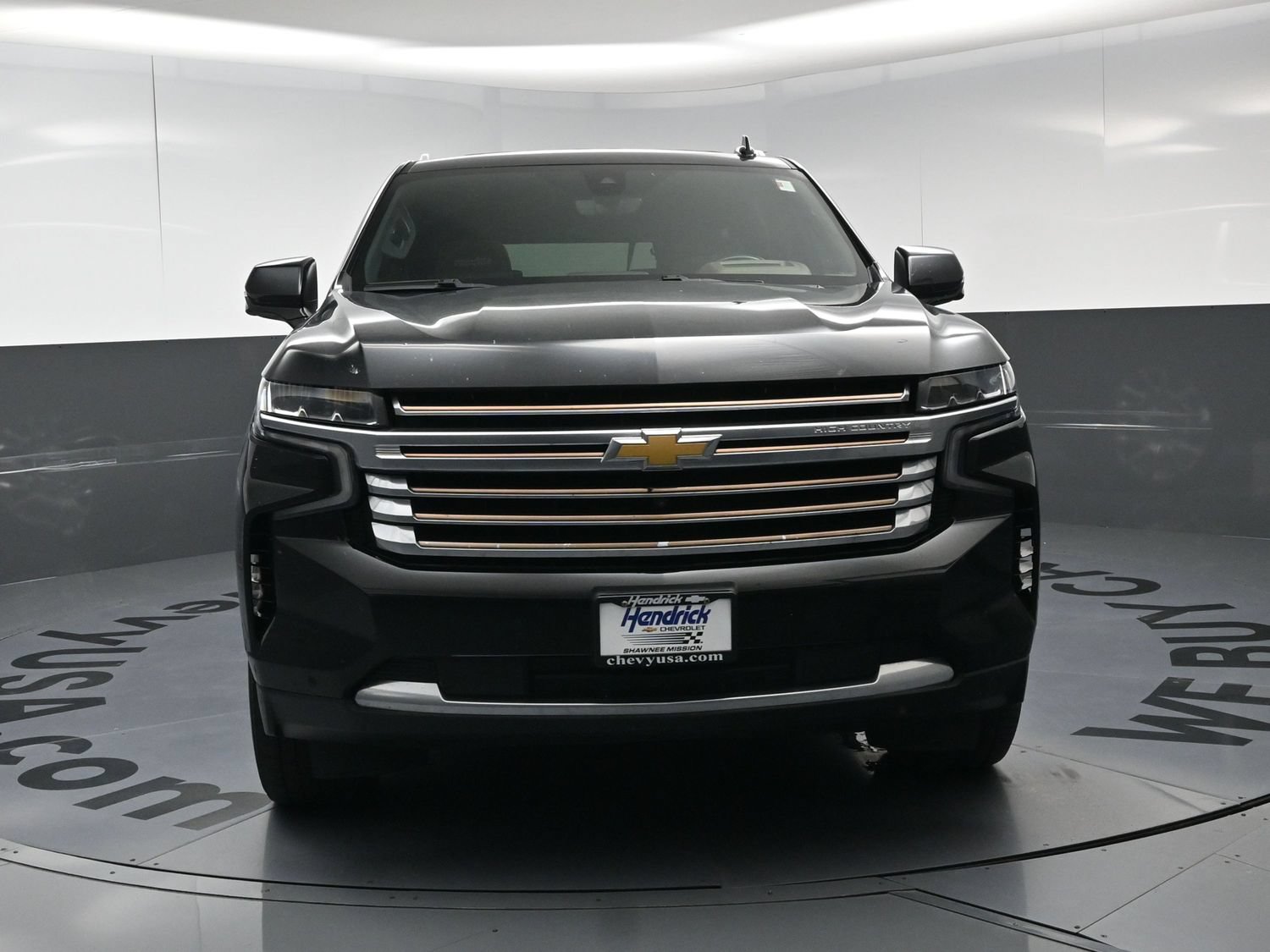 Used 2021 Chevrolet Suburban High Country AWD/4WD image 3